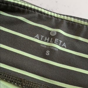 Athlete like new Capri leggings shorts pants yoga